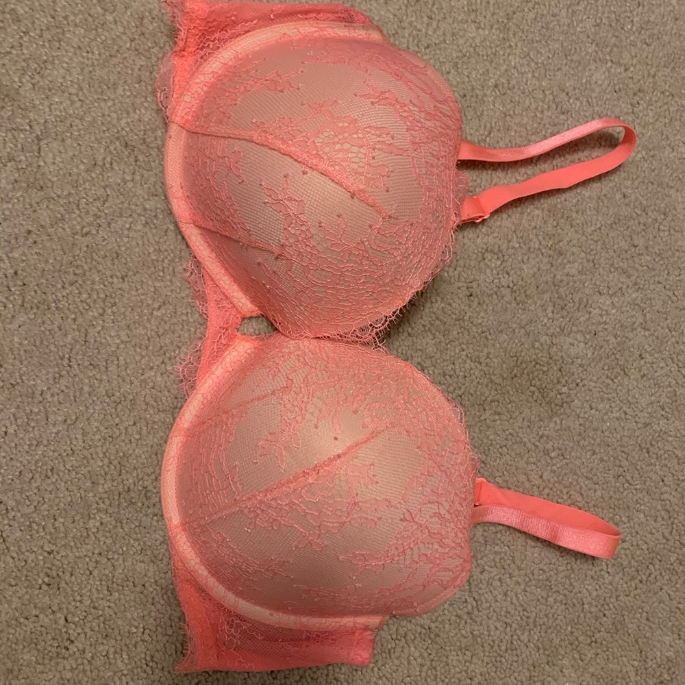 Victoria’s Secret- Push-up Bra